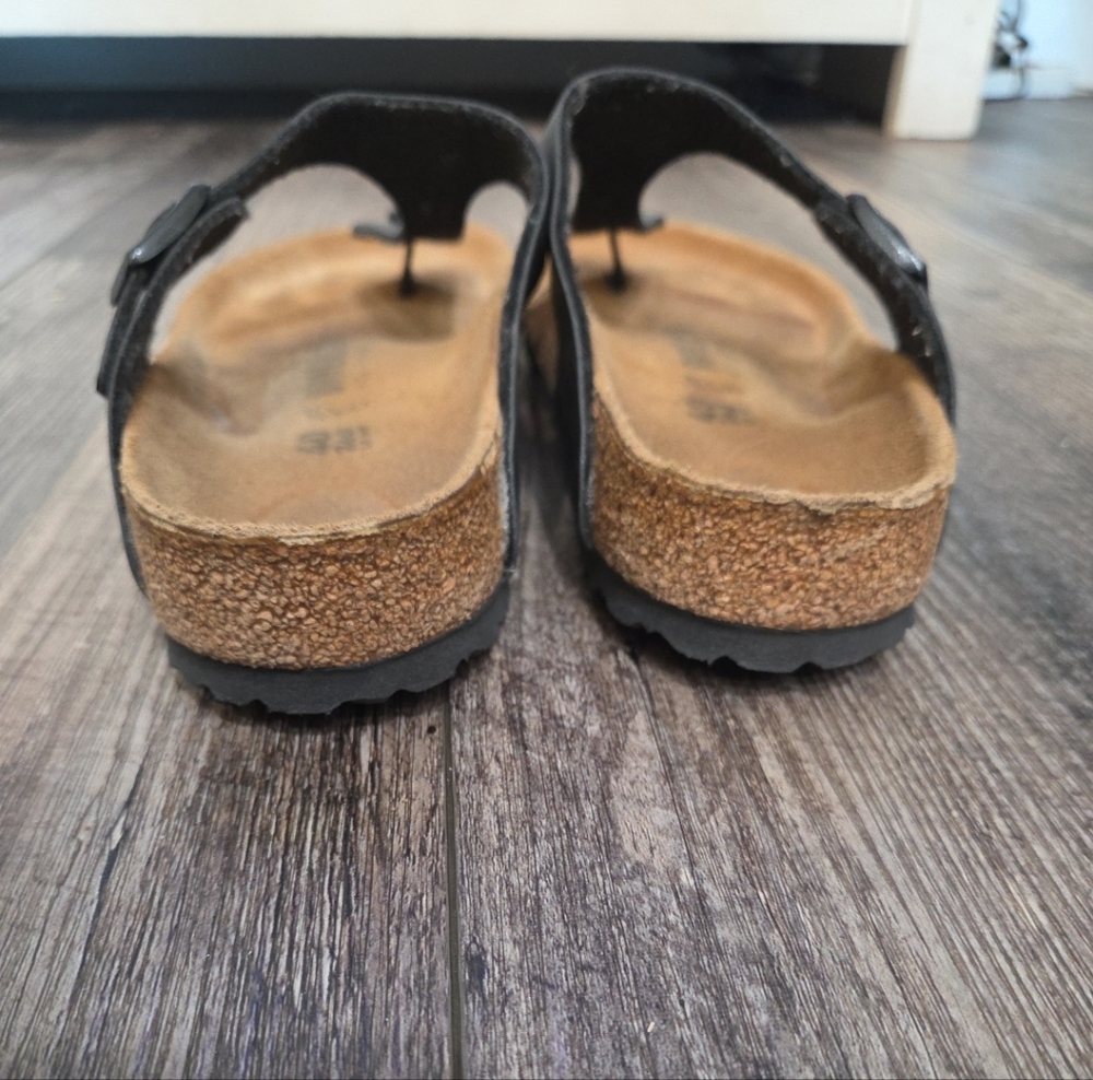 Birkenstock Gizeh Size W9 M7 Black Sandal - Picture 5 of 8